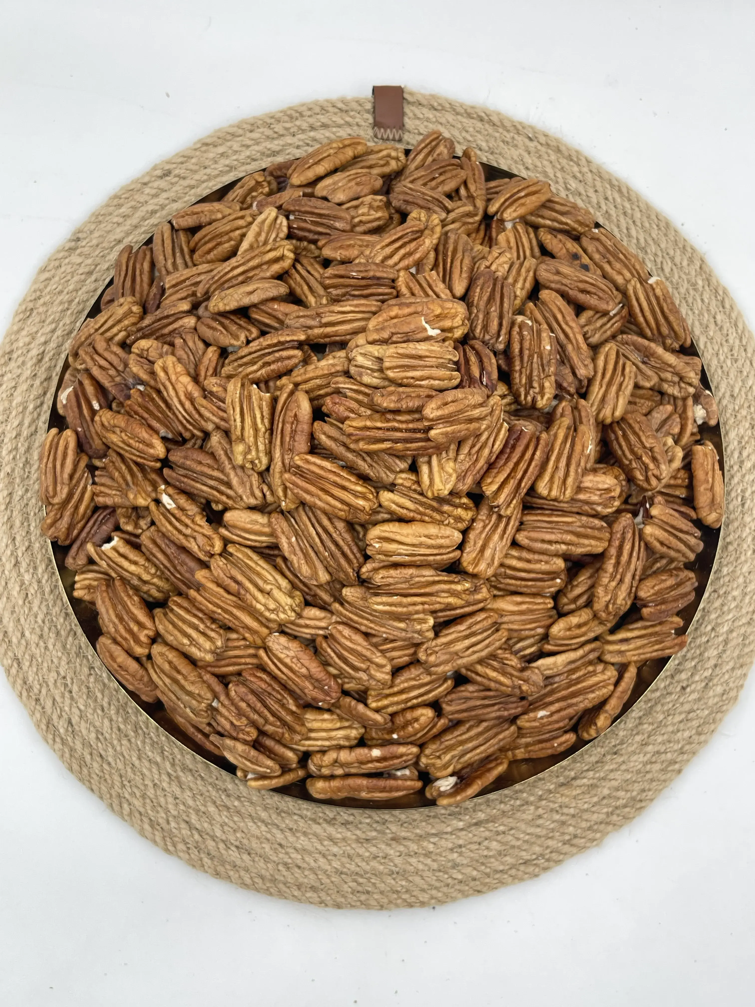Shelled Pecan Halves thumbnail 3