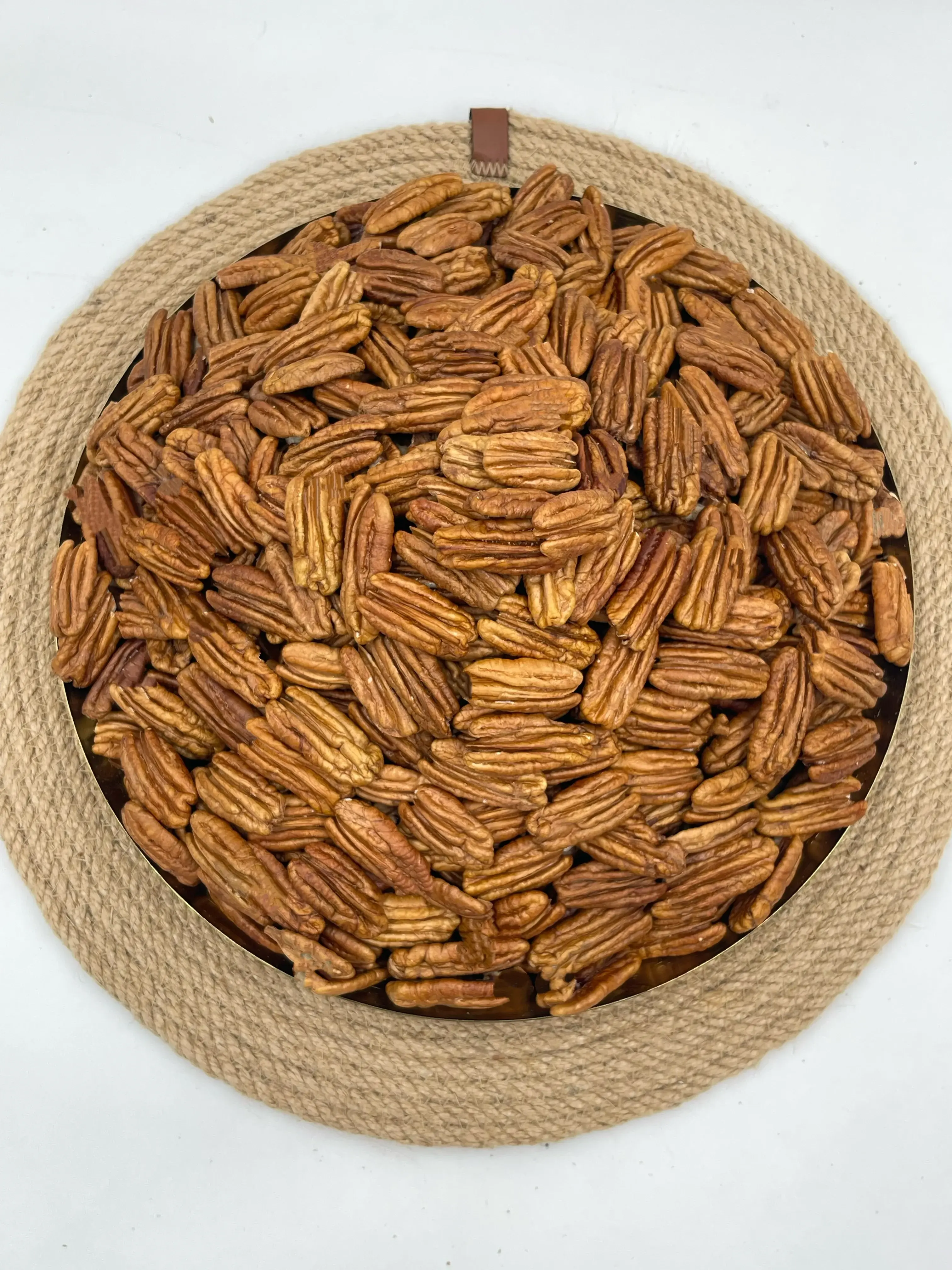 Shelled Pecan Halves thumbnail 5
