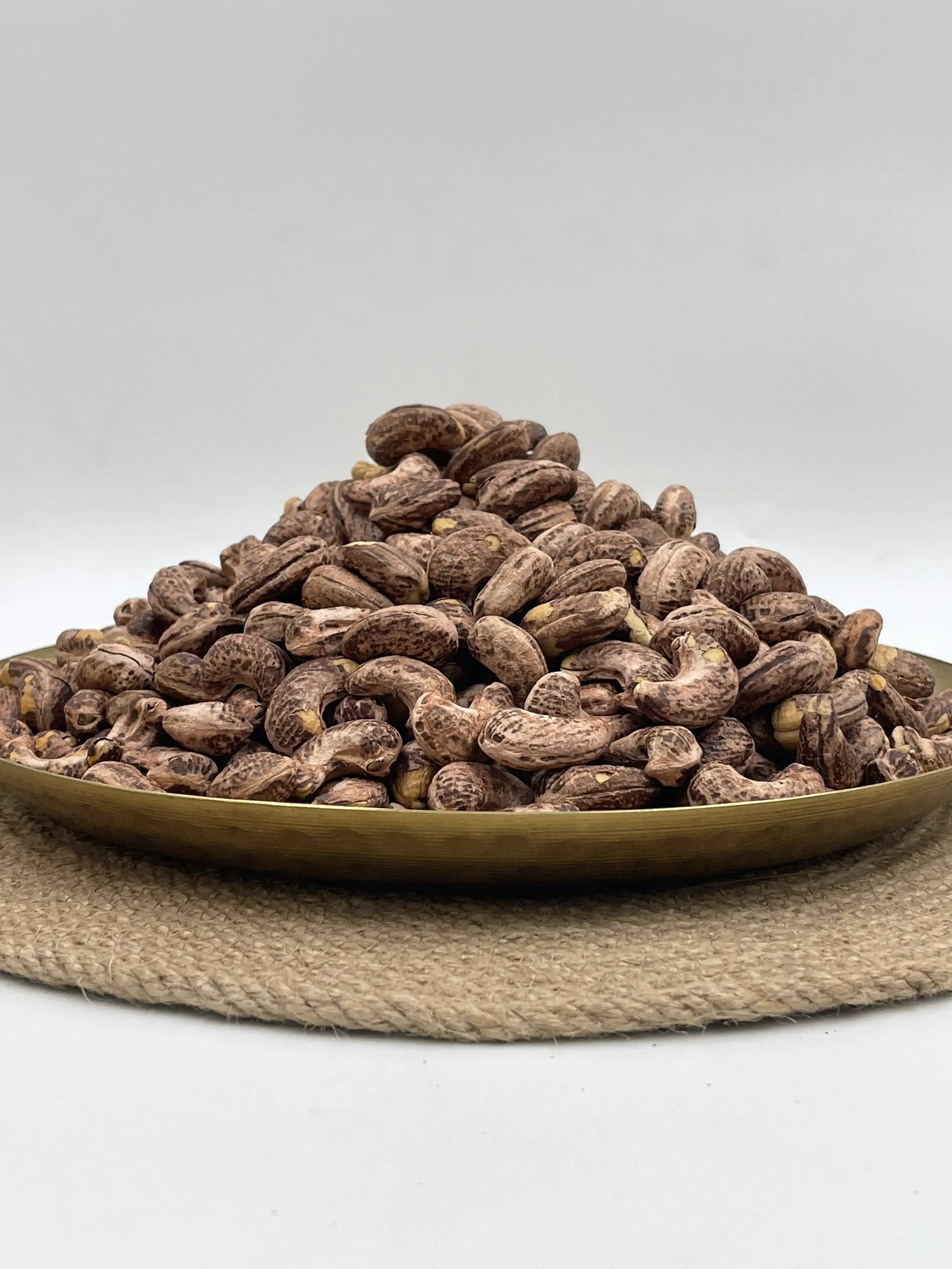 Skin-On Roasted Cashews
