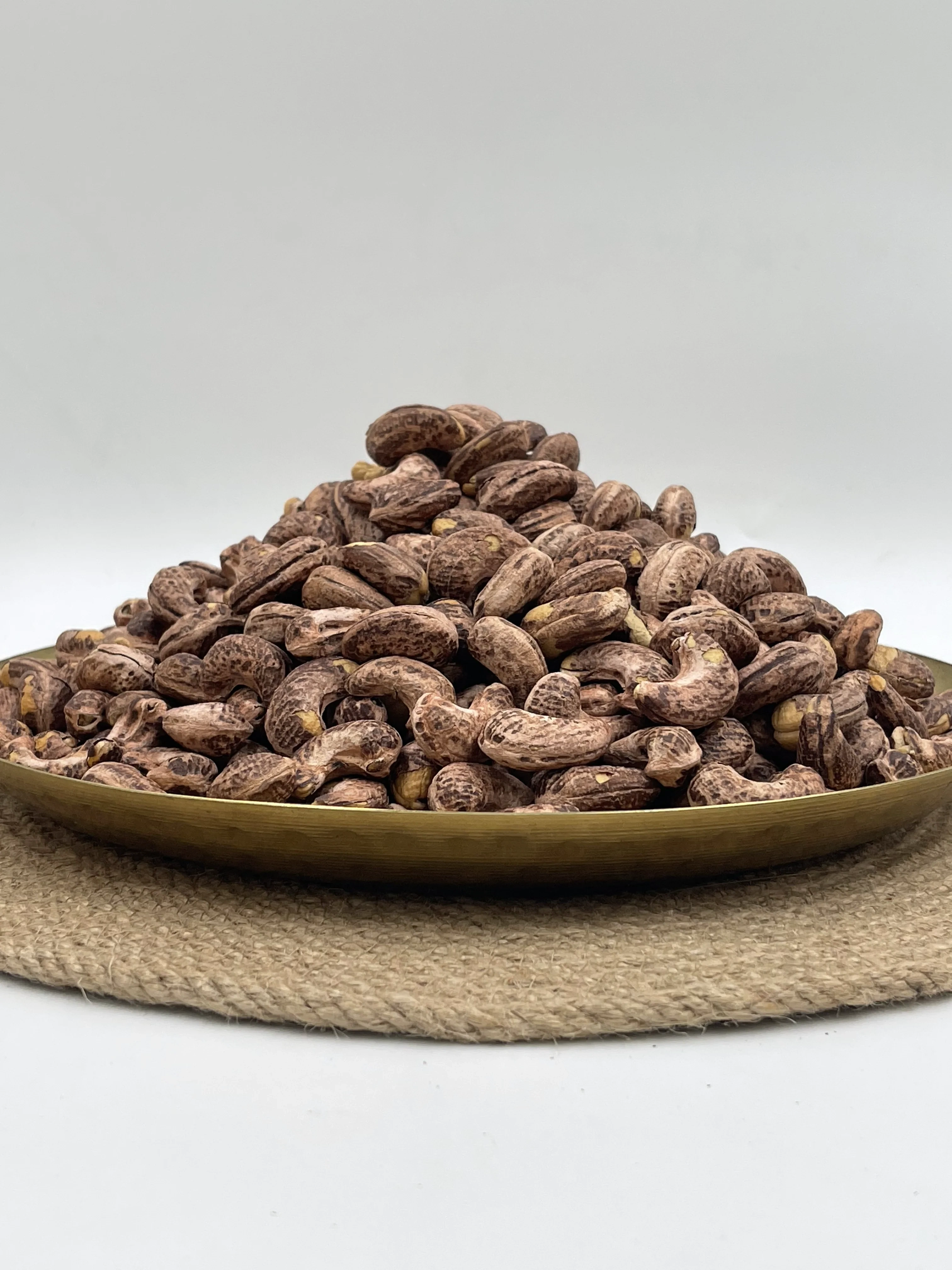 Skin-On Roasted Cashews